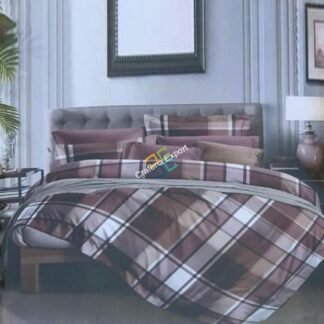 Checkered Pattern Printed Double Bedding with 2 Pillow cover