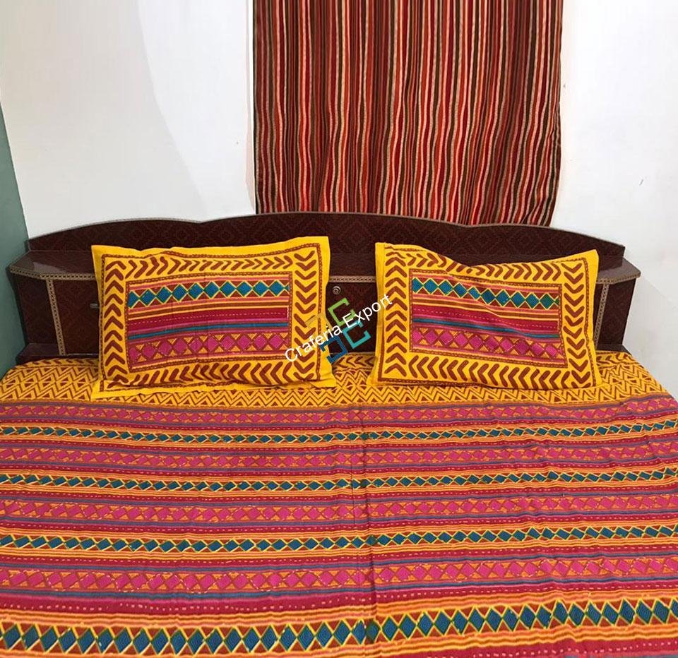 Cotton Double Bedsheet With 2 Pillow Cases - Image 2