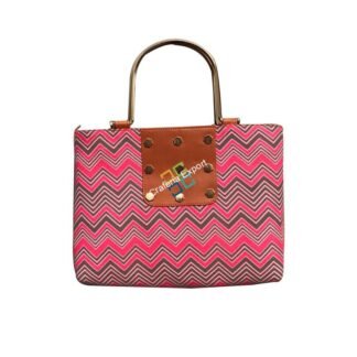 Stylish casual hand/shoulder bag with metal handle