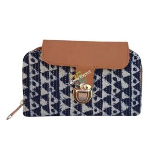 Women's handy purse/wallet with lock button