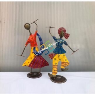 Handicraft playing dandiya men & women showpiece for table / home decor